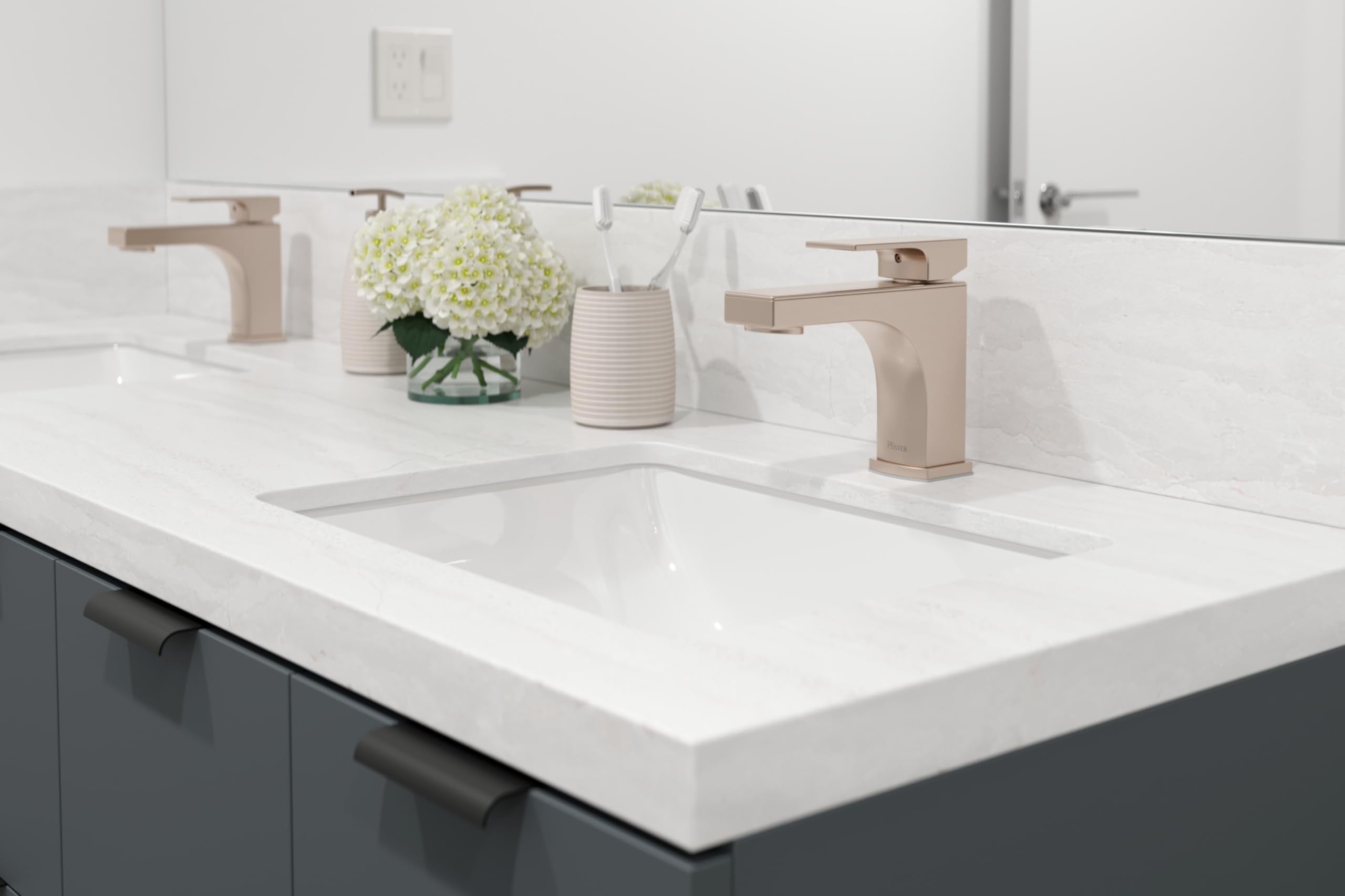 Pfirst Modern Single Handle Low Arc Single Hole Bathroom Faucet with Drain Kit - Like New