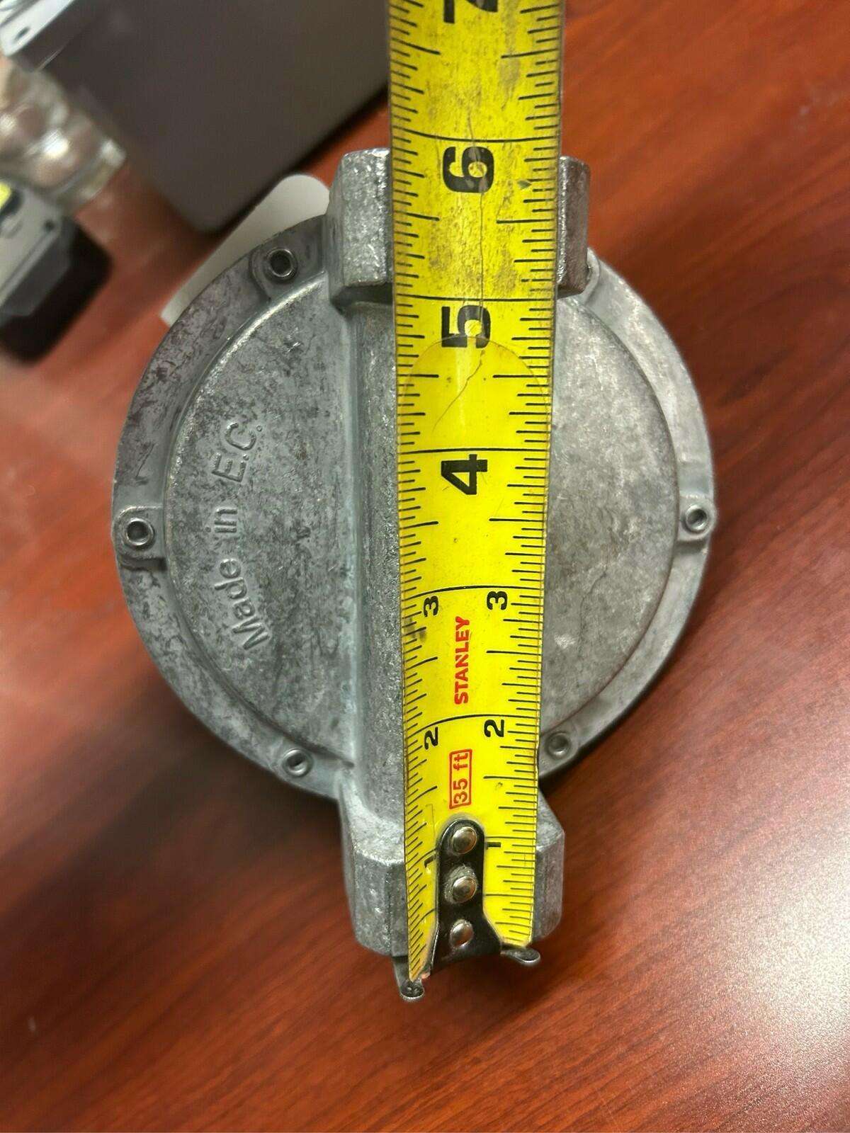 OARA R95 44-1-290-0002 Regulator 3/4" 7-11" WC Set @ 8