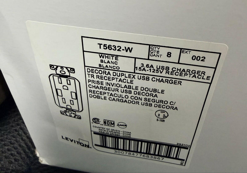 Leviton 15A Duplex USB Charger Outlet White T5632-W lot of 8